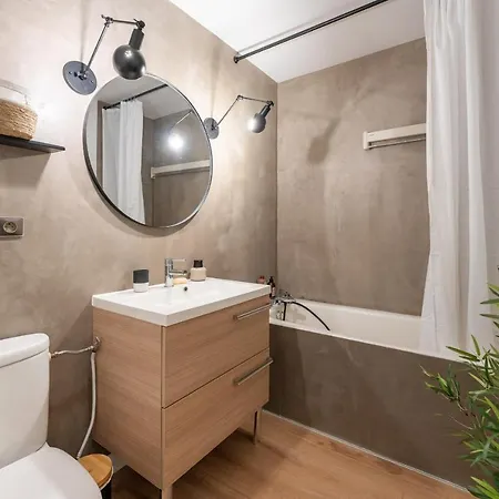 Apartmán Cosy Appartement, Plein Centre, Proche *