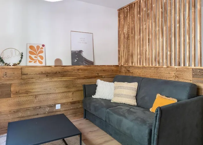 Cosy Appartement, Plein Centre, Proche Apartment *